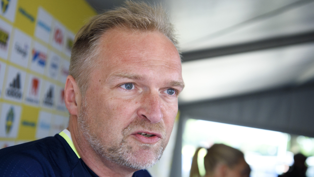 Närbild på sportchefen i Kalmar FF,  Jörgen Petersson.